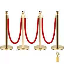 z06 - 4 stuks gouden paaltjes huur