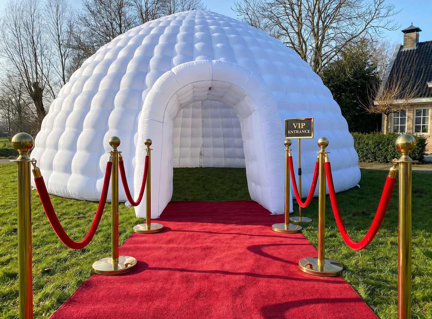 HUUR Opblaasbare IGLO partytent | 8- 10 Meter